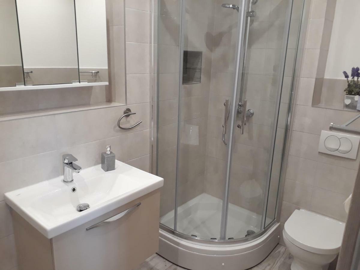 Apartments Roko كوسترينا المظهر الخارجي الصورة