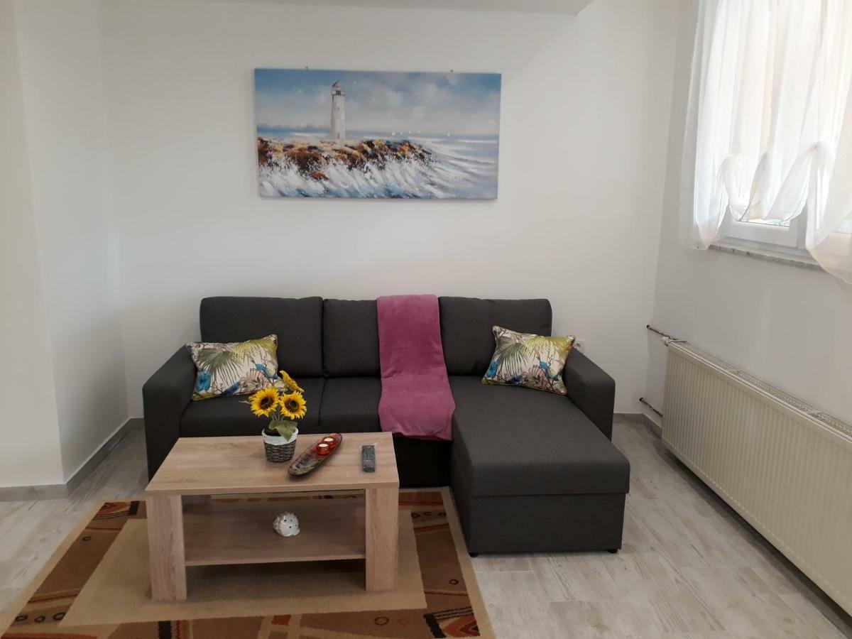 Apartments Roko كوسترينا المظهر الخارجي الصورة